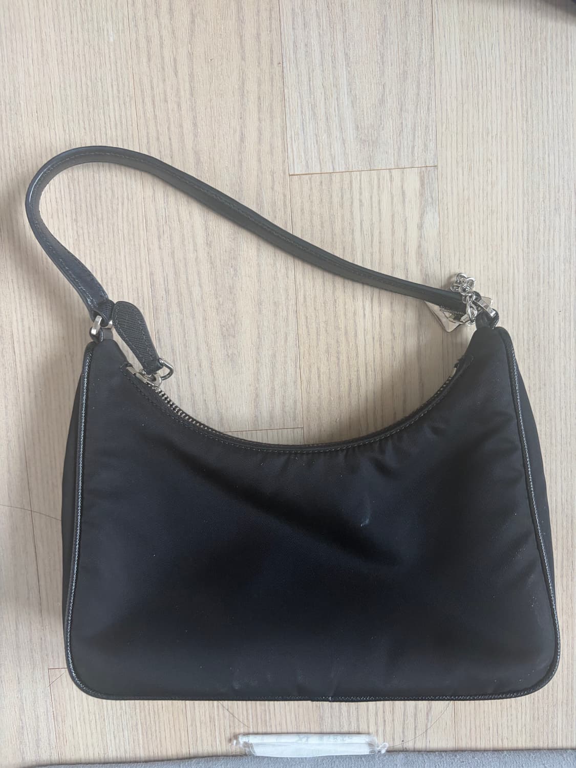 프라다 리에디션 나일론 호보백 블랙 상품이미지2