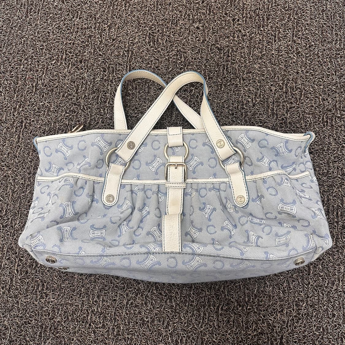 셀린느 트라이엄프 트리오페 여성 숄더백 상품이미지1