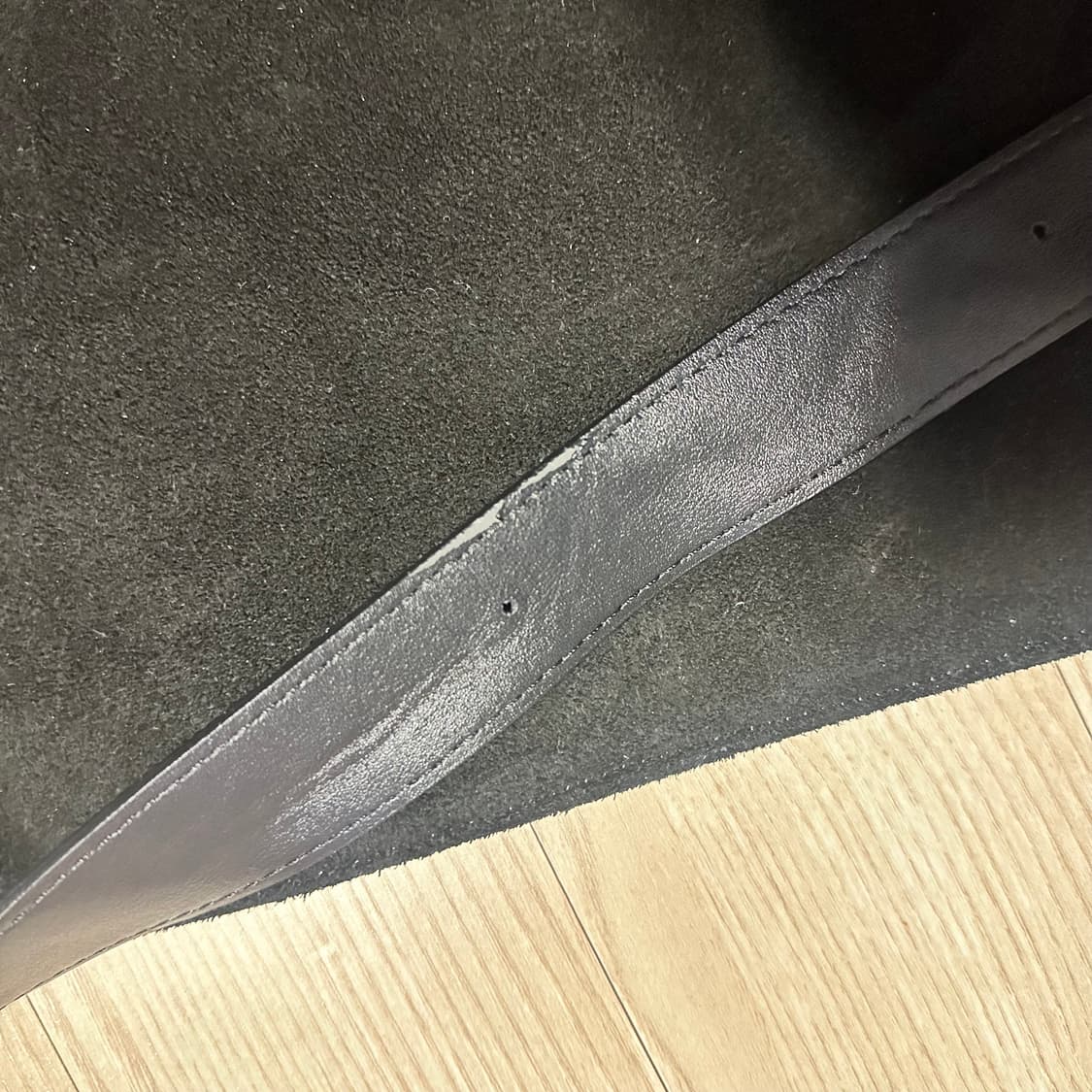 노멜렛 파멜라 스웨이드 빅 백 블랙 상품이미지3