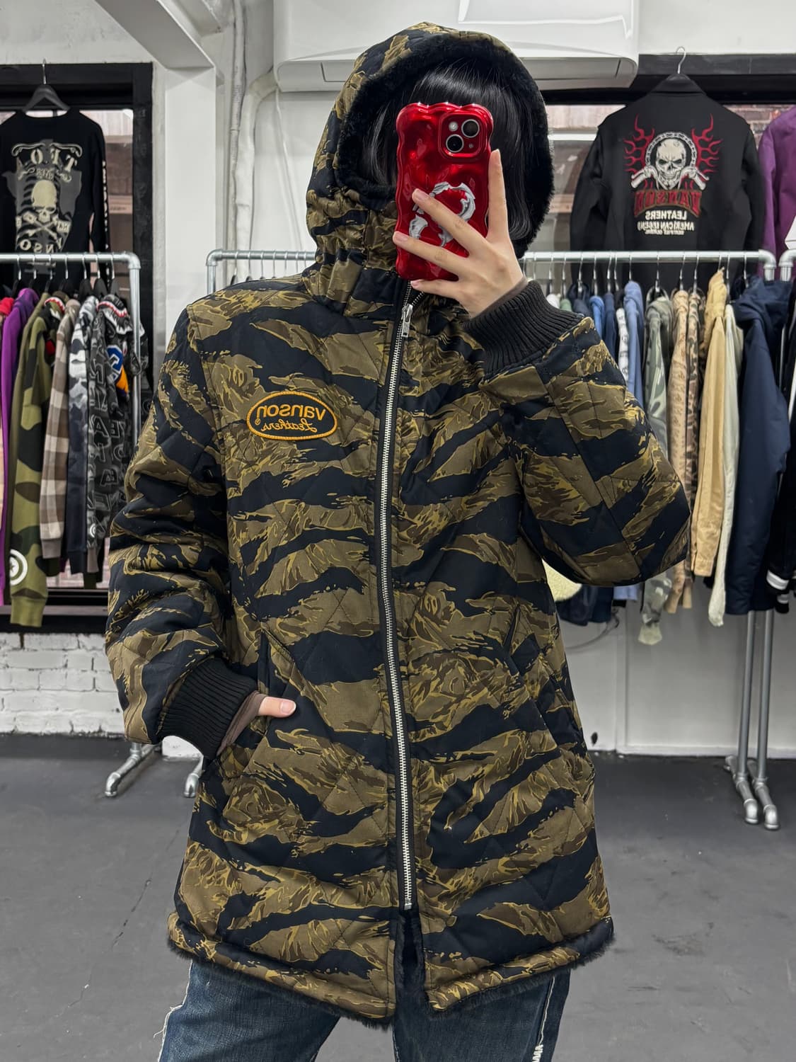 밴슨 레더 리버시블 퍼 후드 자켓 상품이미지7