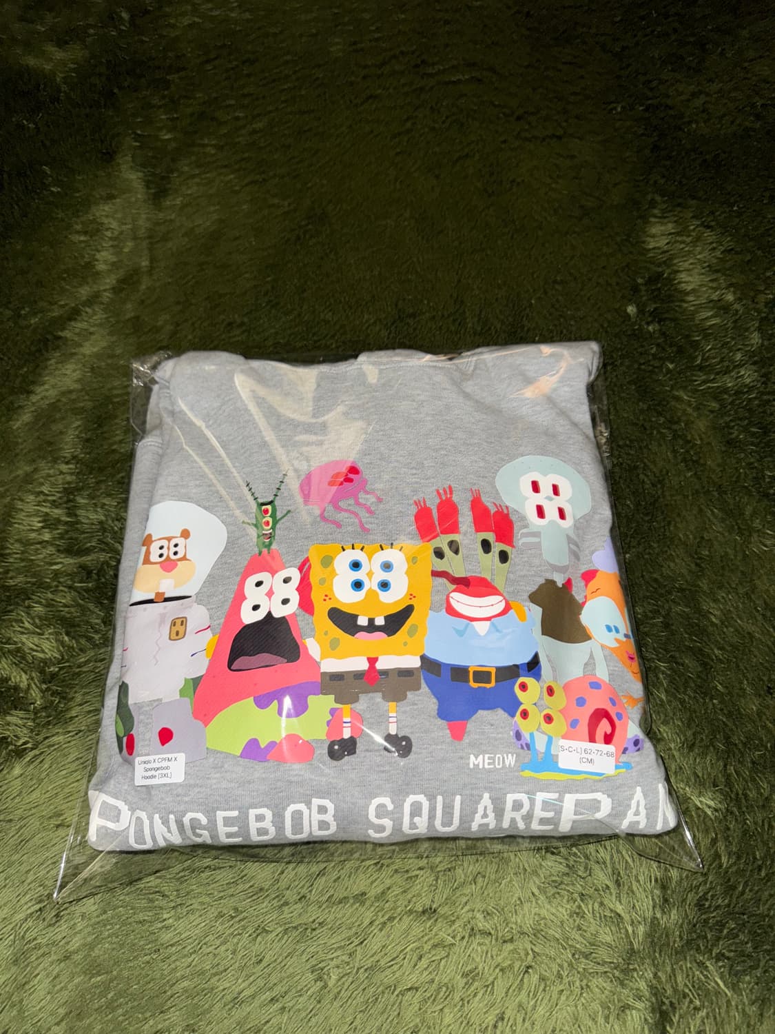 [3XL] 유니클로 X CPFM X 스폰지밥 콜라보 후드티 그레이 상품이미지10
