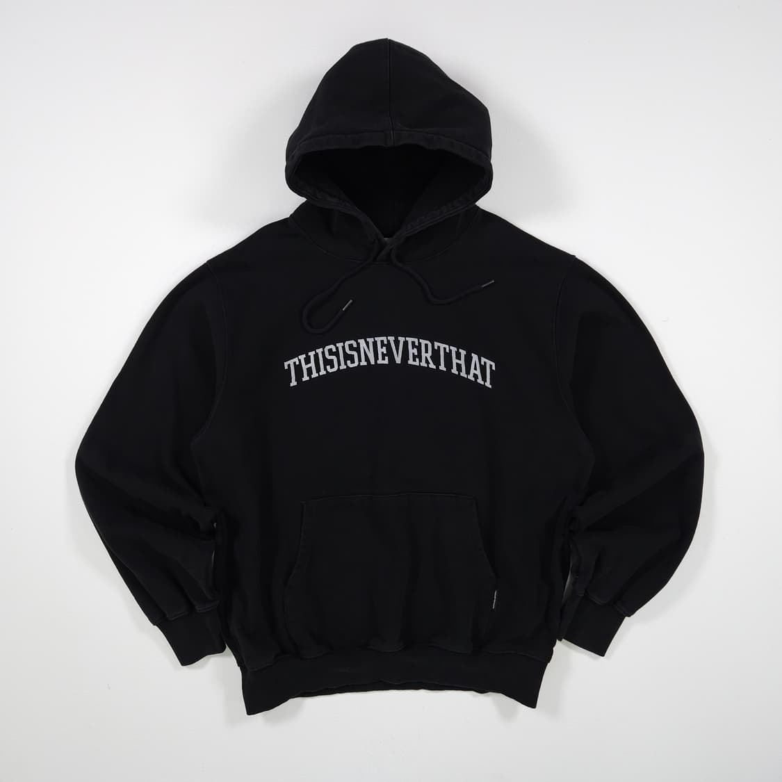 thisisneverthat 로고 후드티 상품이미지1