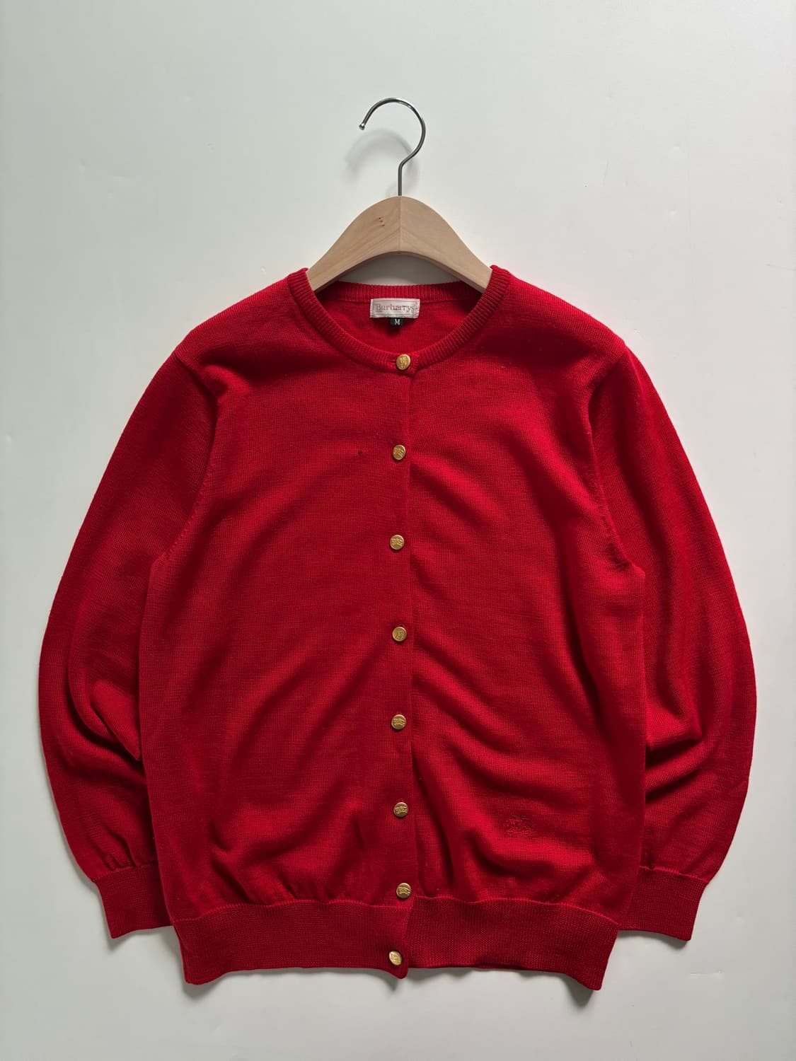 Burberry 버버리 금장 버튼 레드 가디건 상품이미지5