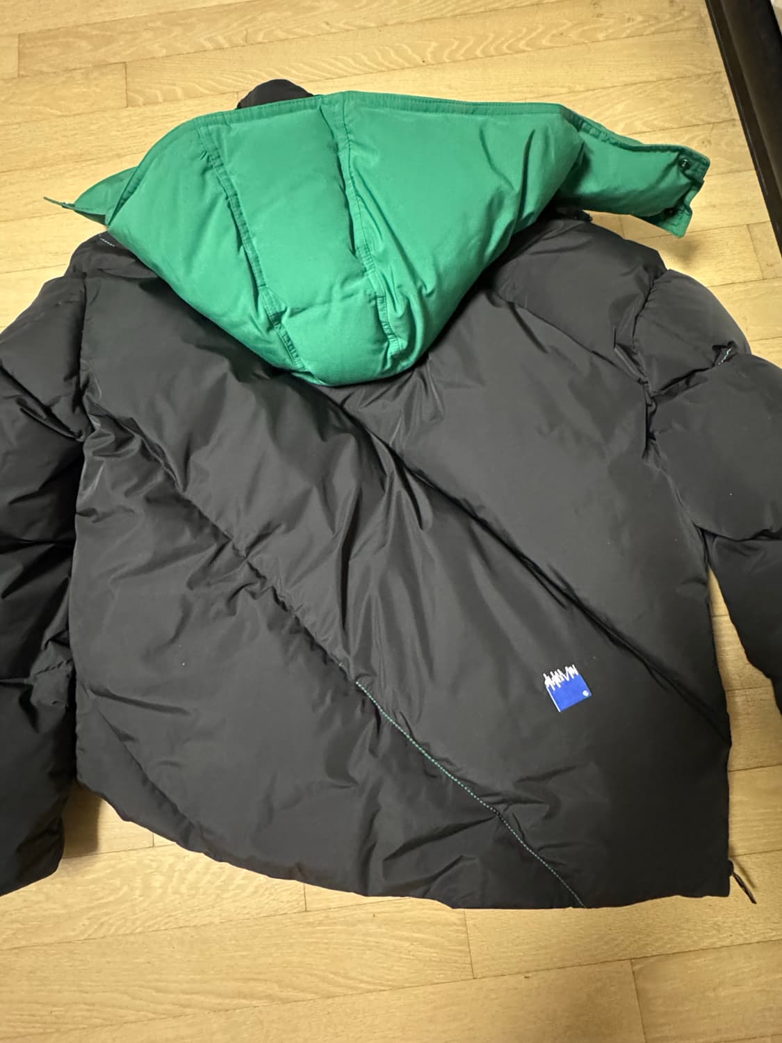 자라 아더에러 패딩 팝니다 상품이미지6