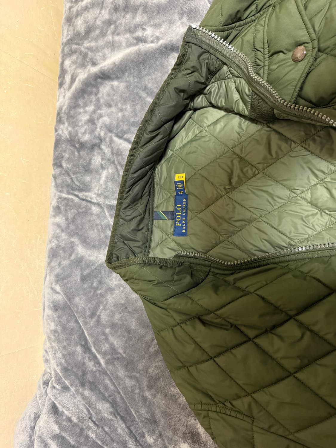 폴로 누빔 자켓팝니다. 상품이미지3