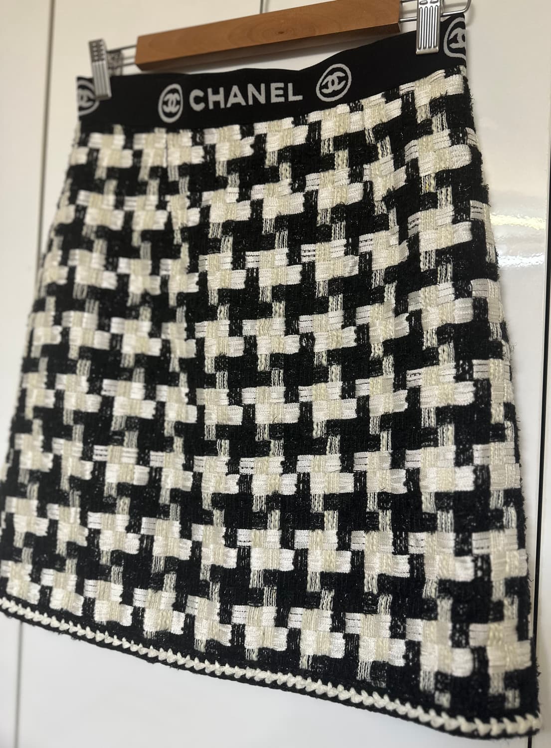 샤넬 블랙 화이트 트위드 울미니 스커트 정품 상품이미지3