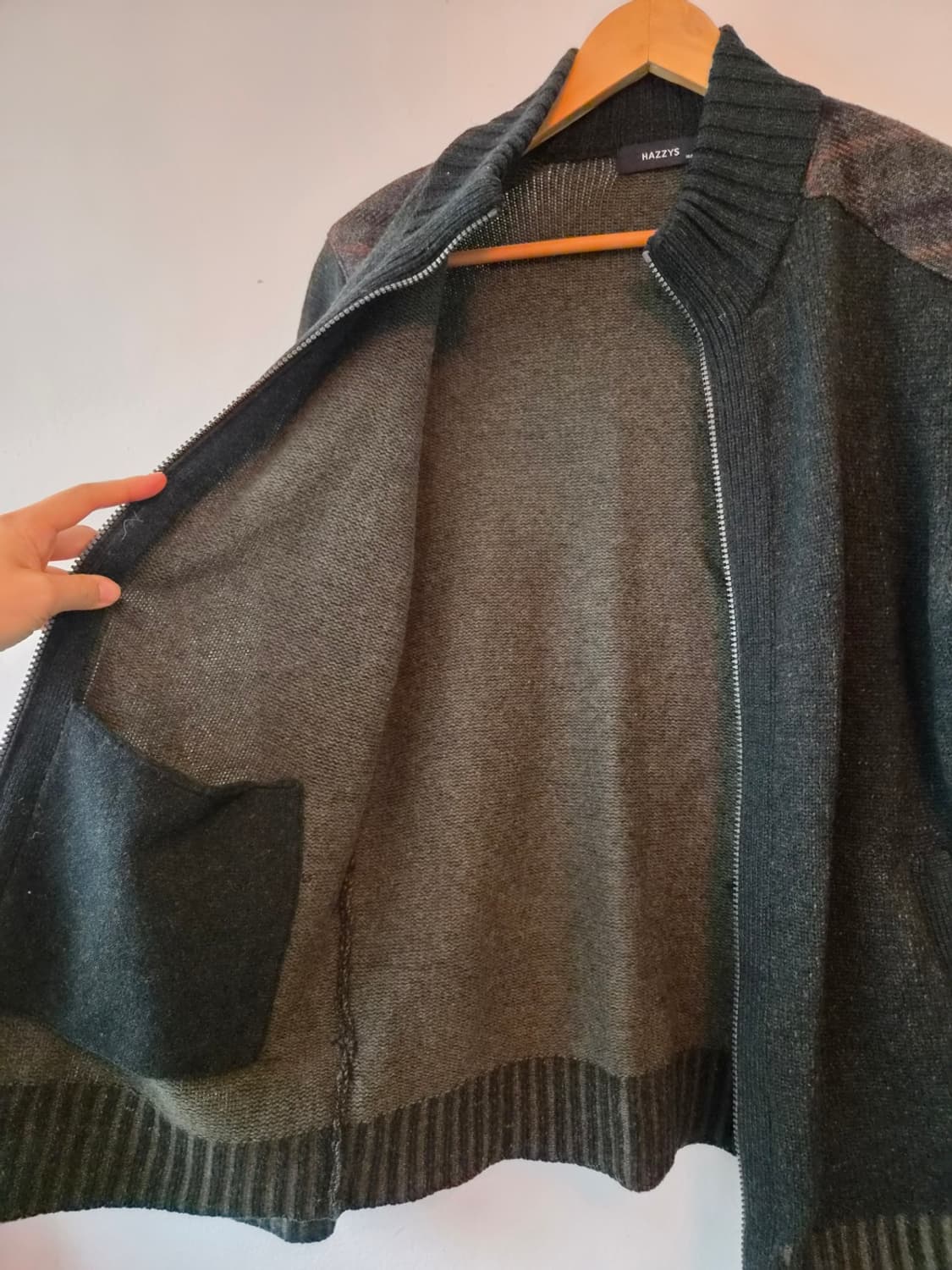 헤지스 남성 울100니트집업가디건
 상품이미지4