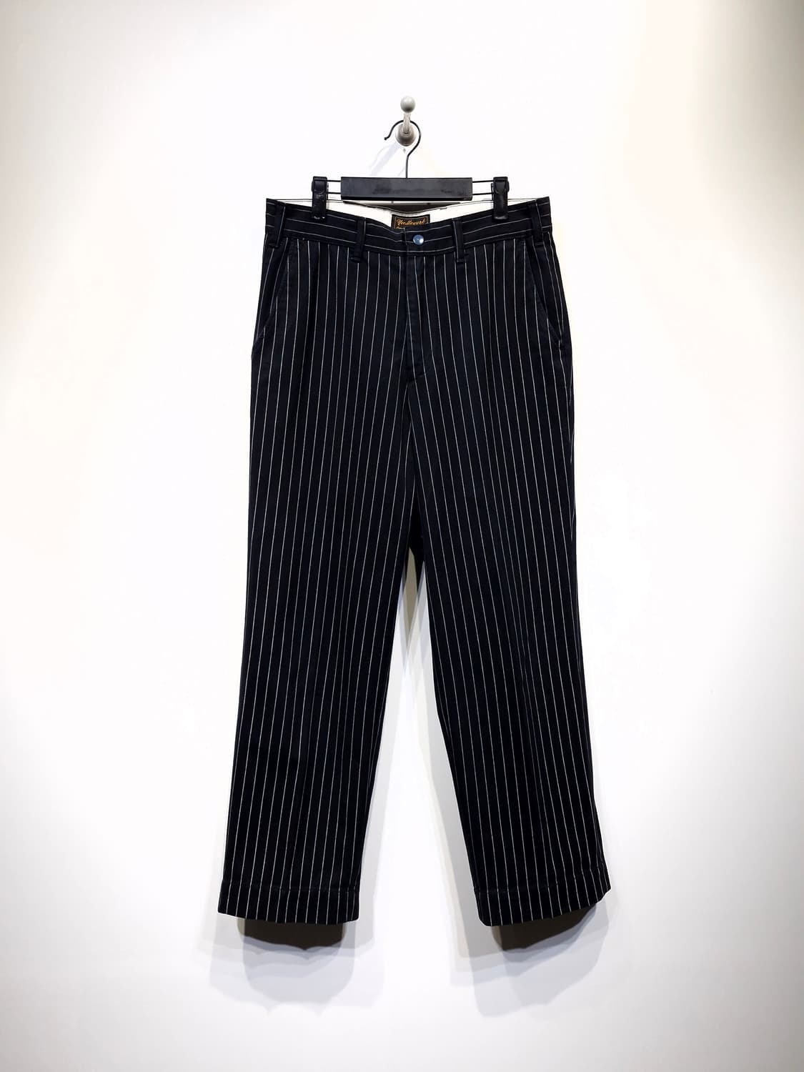 니들워크(NEEDLE WORK)스트라이프 치노 팬츠 블랙 상품이미지3