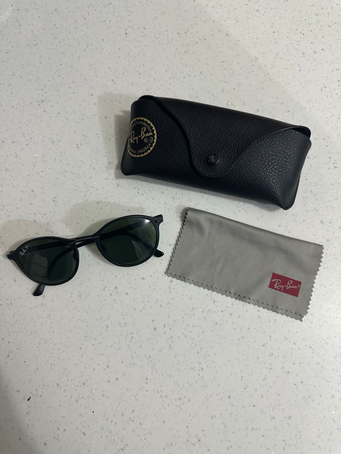 레이밴 RB4242 상품이미지3