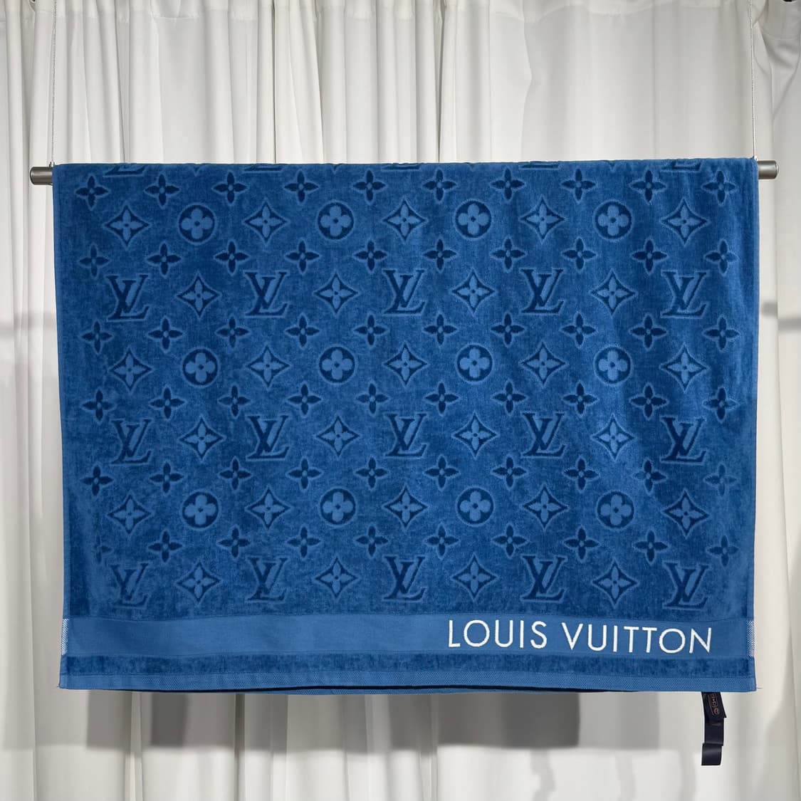 루이비통 블루 모노그램 비치 타올  상품이미지3