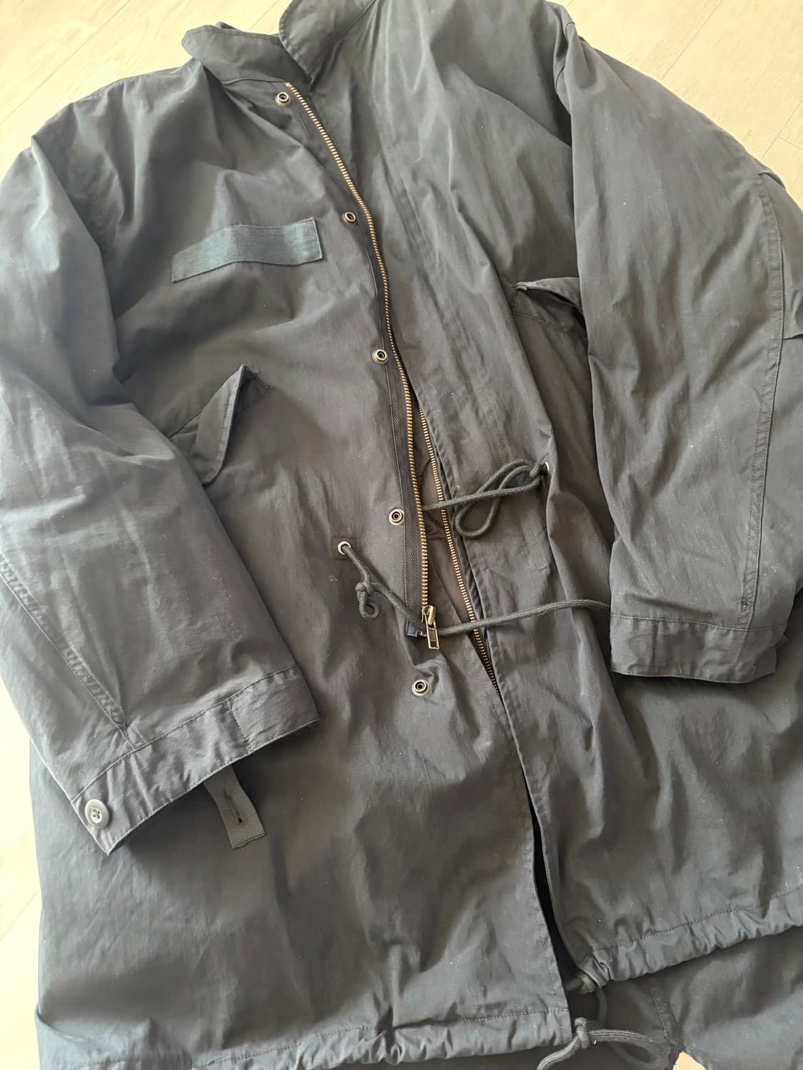 아웃스탠딩 피시테일 파카 블랙 상품이미지1