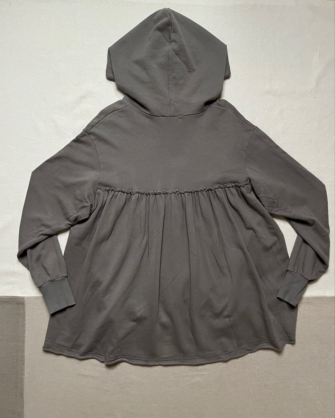 언더커버 백 셔링 플레어 후드 Undercover 레이어드 후드 상품이미지2