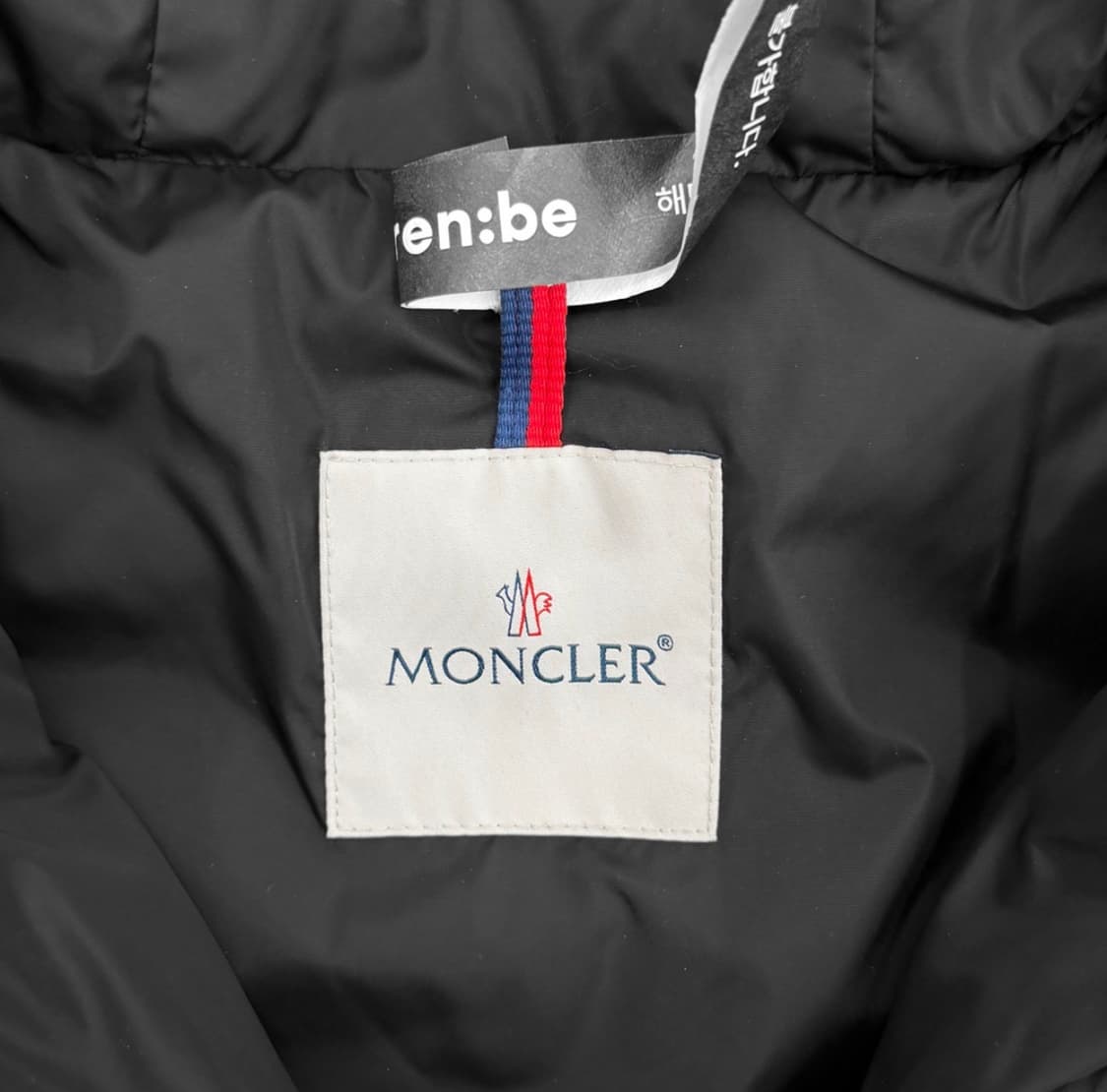 [0사이즈] 몽클레어 여성 클로에 라쿤 퍼 롱패딩 자켓 블랙 상품이미지8