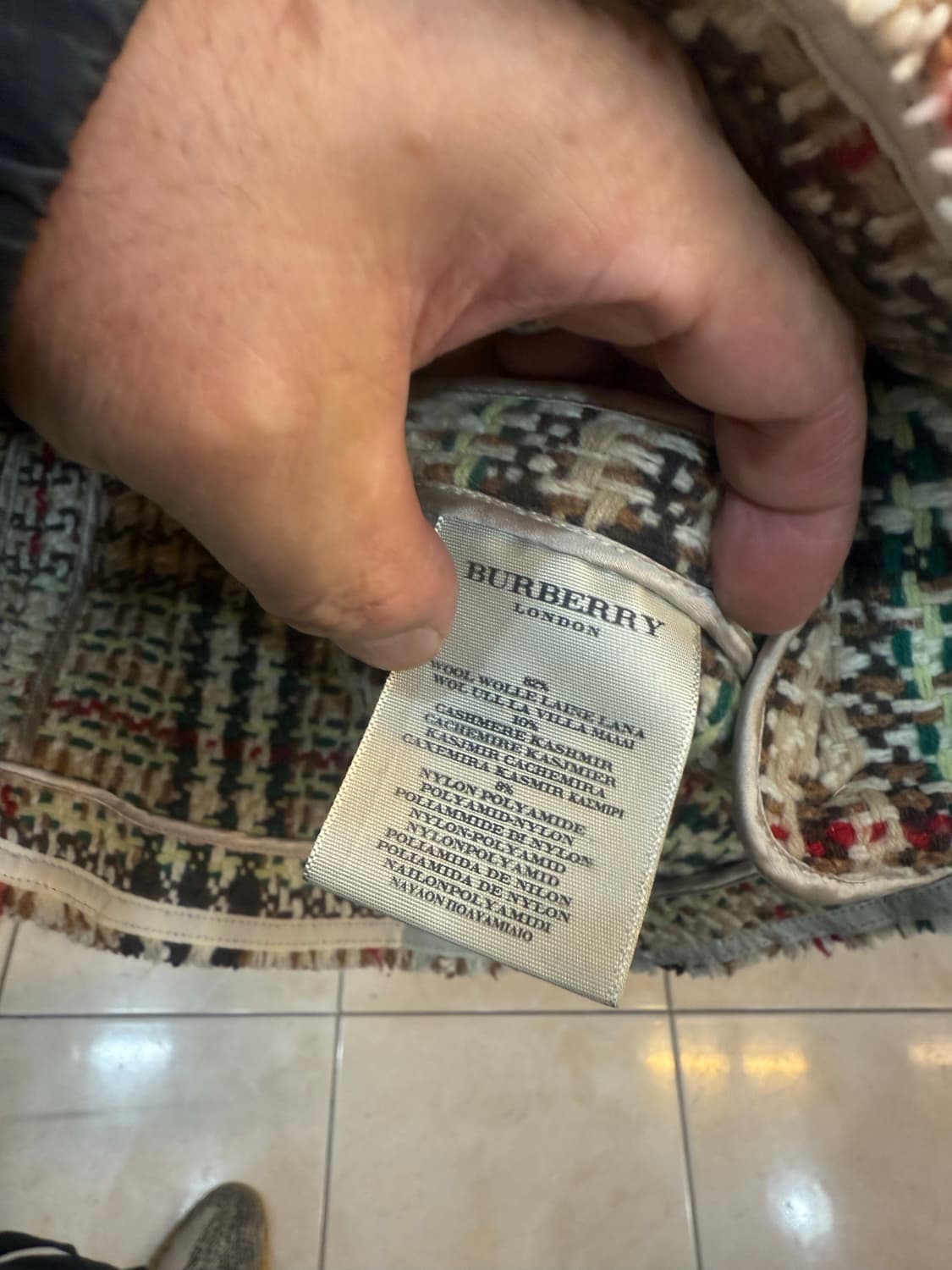 44/66-77 정품 버버리 울 노바체크 자켓 팝니다 상품이미지5