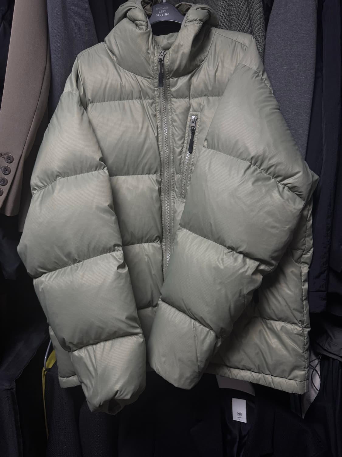 아웃스탠딩 마운틴 다운 파카 올리브 2 사이즈 상품이미지2