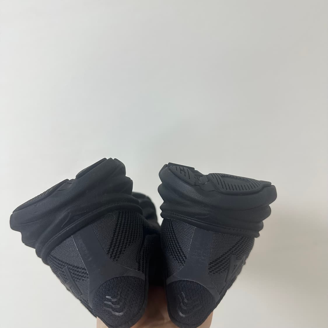 호카 클리프톤9 225 상품이미지2