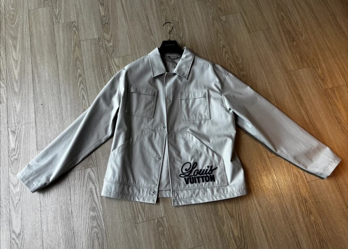 [정품] 루이비통 자수 시그니처 워크웨어 자켓 (상태 극상) 상품이미지1