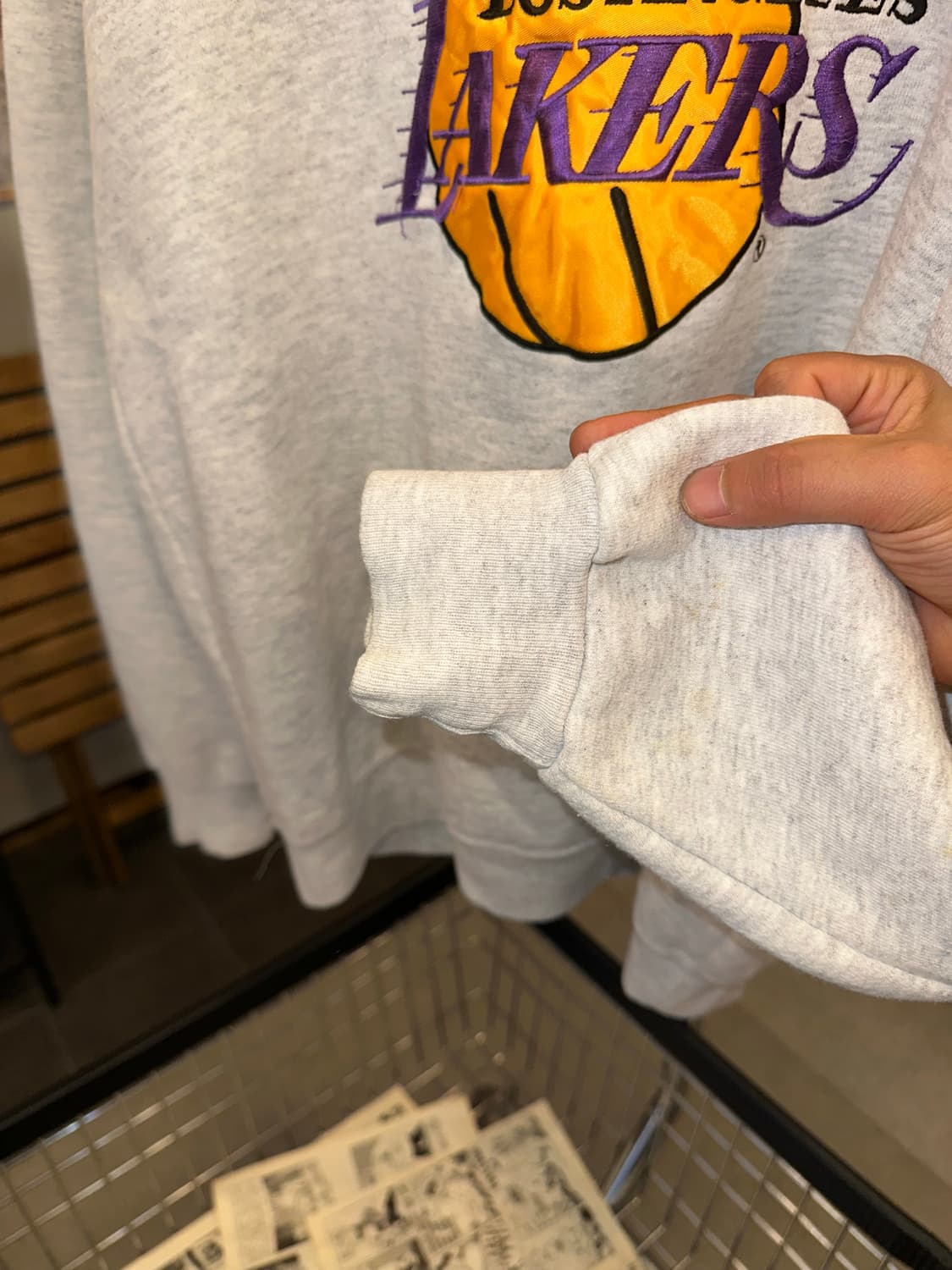 90‘s Nutmeg NBA Lakers logo hood 상품이미지7