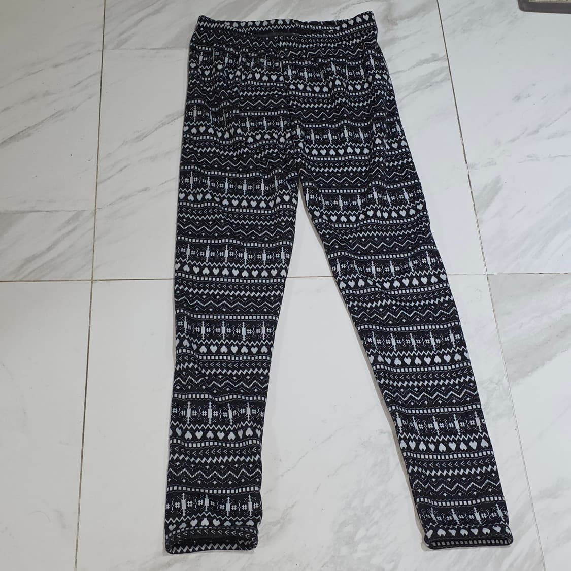 일본빈티지)오사카 겨울 노르딕패턴st 오네갸루 블랙양산형지뢰계 기모레깅스 상품이미지1