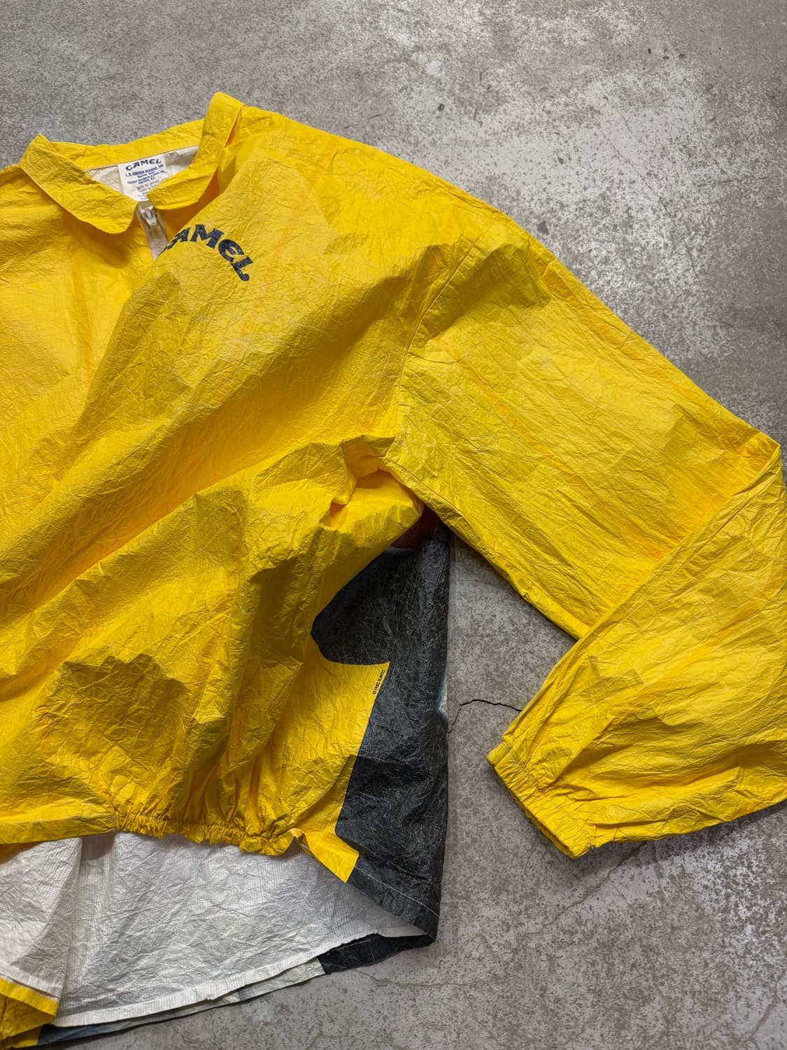 90s CAMEL 타이벡 자켓 상품이미지5