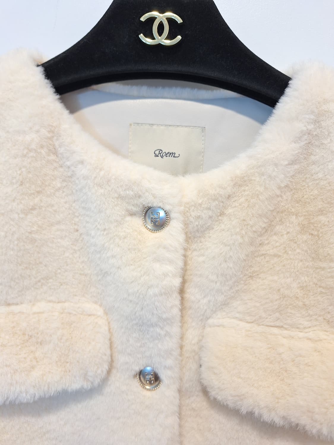 로엠 여성 퍼 자켓 상품이미지2