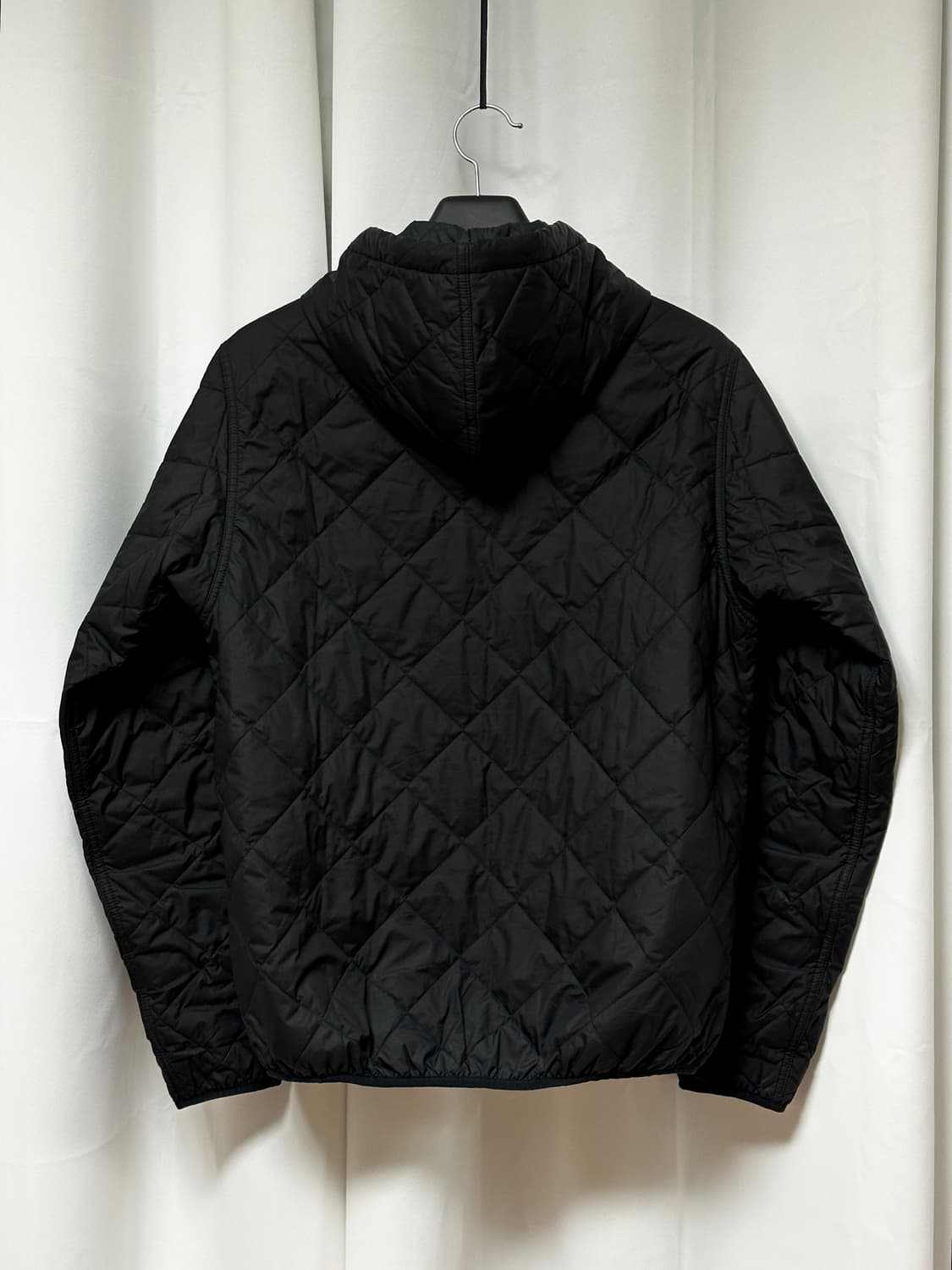 파타고니아 다이아몬드 퀼티드 봄버 후디 블랙 M 상품이미지2