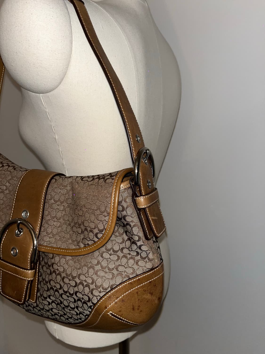 Coach Beige Basic Design Shoulder Bag 상품이미지5