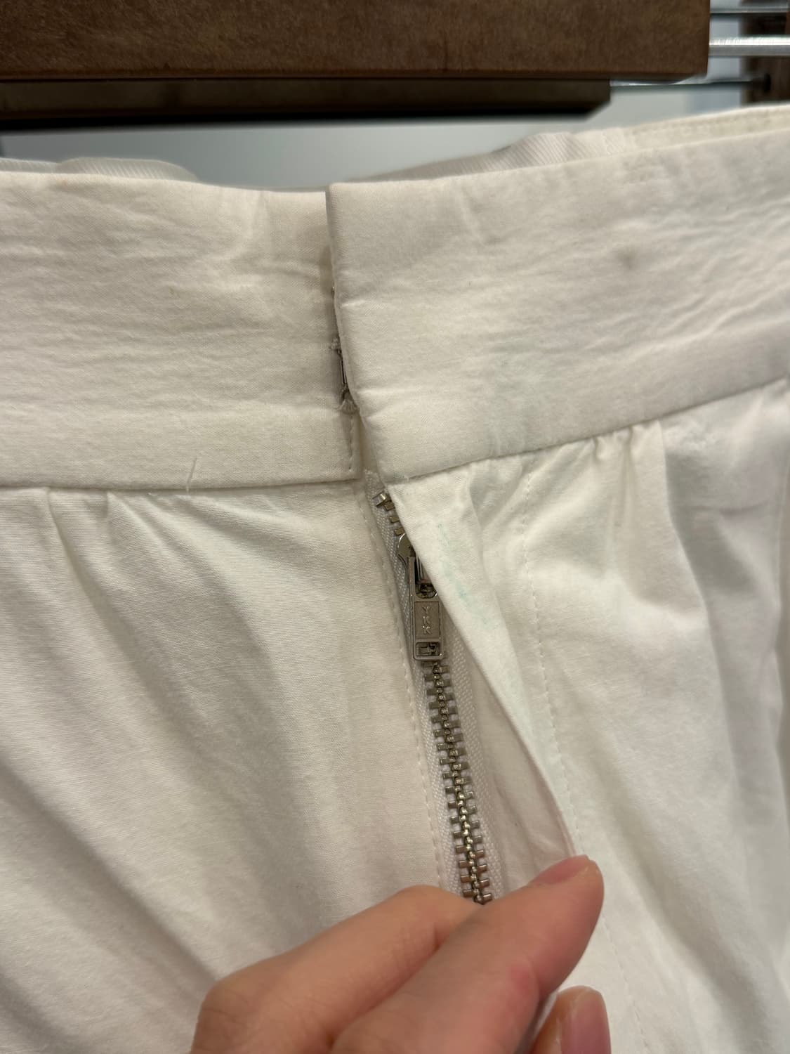 Traditional weatherwear 화이트 와이드 팬츠 (34) 상품이미지3