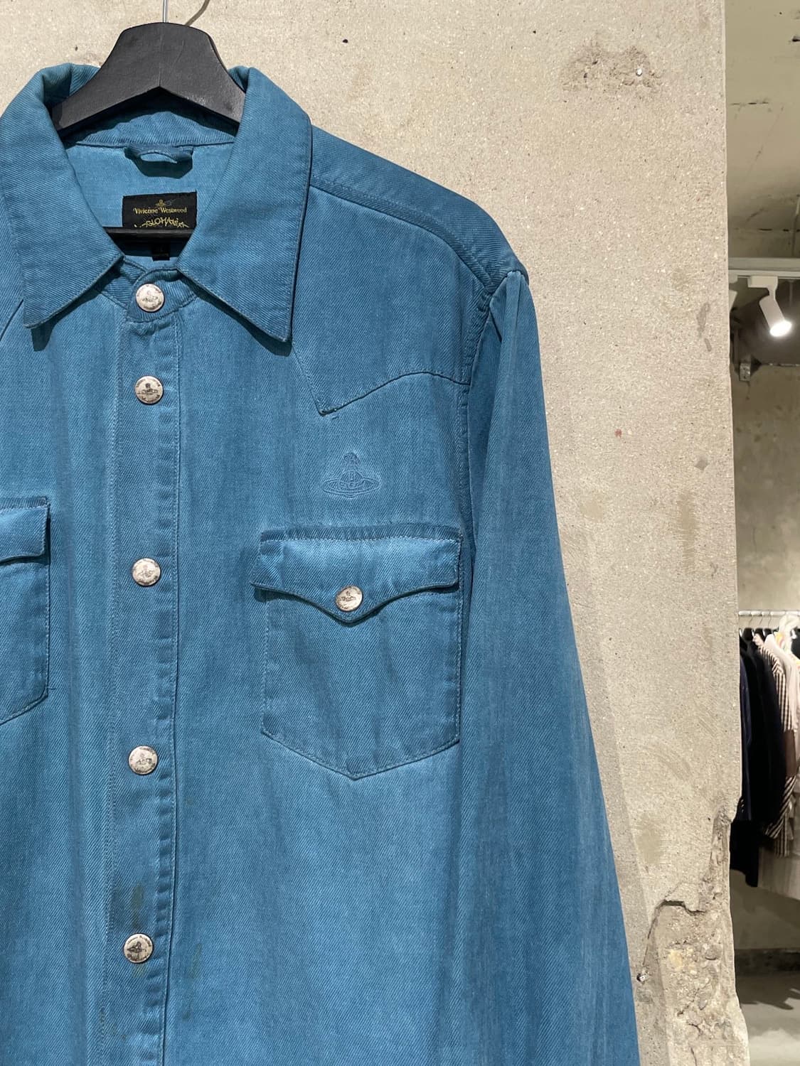 비비안 웨스트우드 앵글로마니아 아쿠아 블루 스냅 버튼 데님 셔츠 상품이미지3