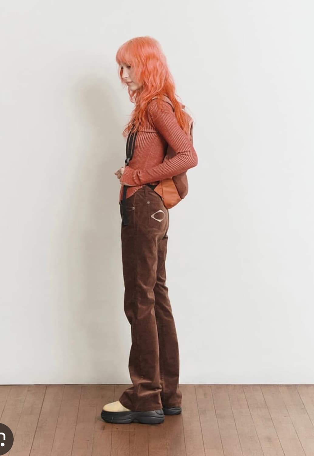 미스치프 코듀로이 부츠컷 팬츠 브라운 상품이미지1