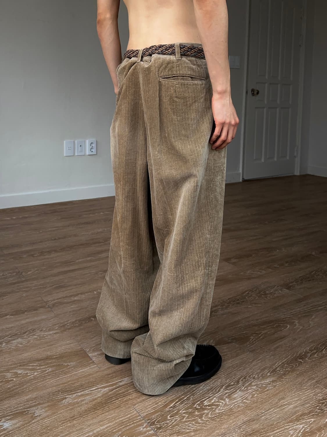 Studio by Intermezzo 와이드 코듀로이 트라우저 상품이미지5
