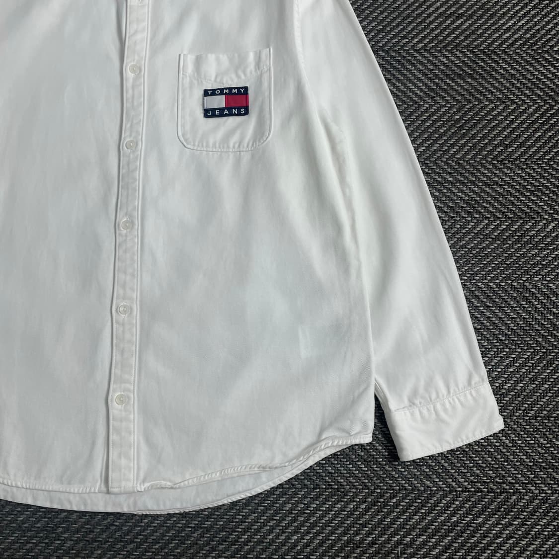 타미힐피거 플래그 로고 박시핏 옥스포드 화이트 셔츠y 3592 상품이미지3