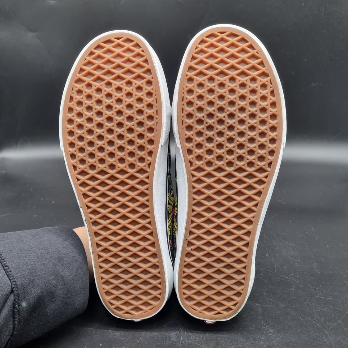 반스 올드스쿨 뷰티스컬  남성스니커즈270  상품이미지3