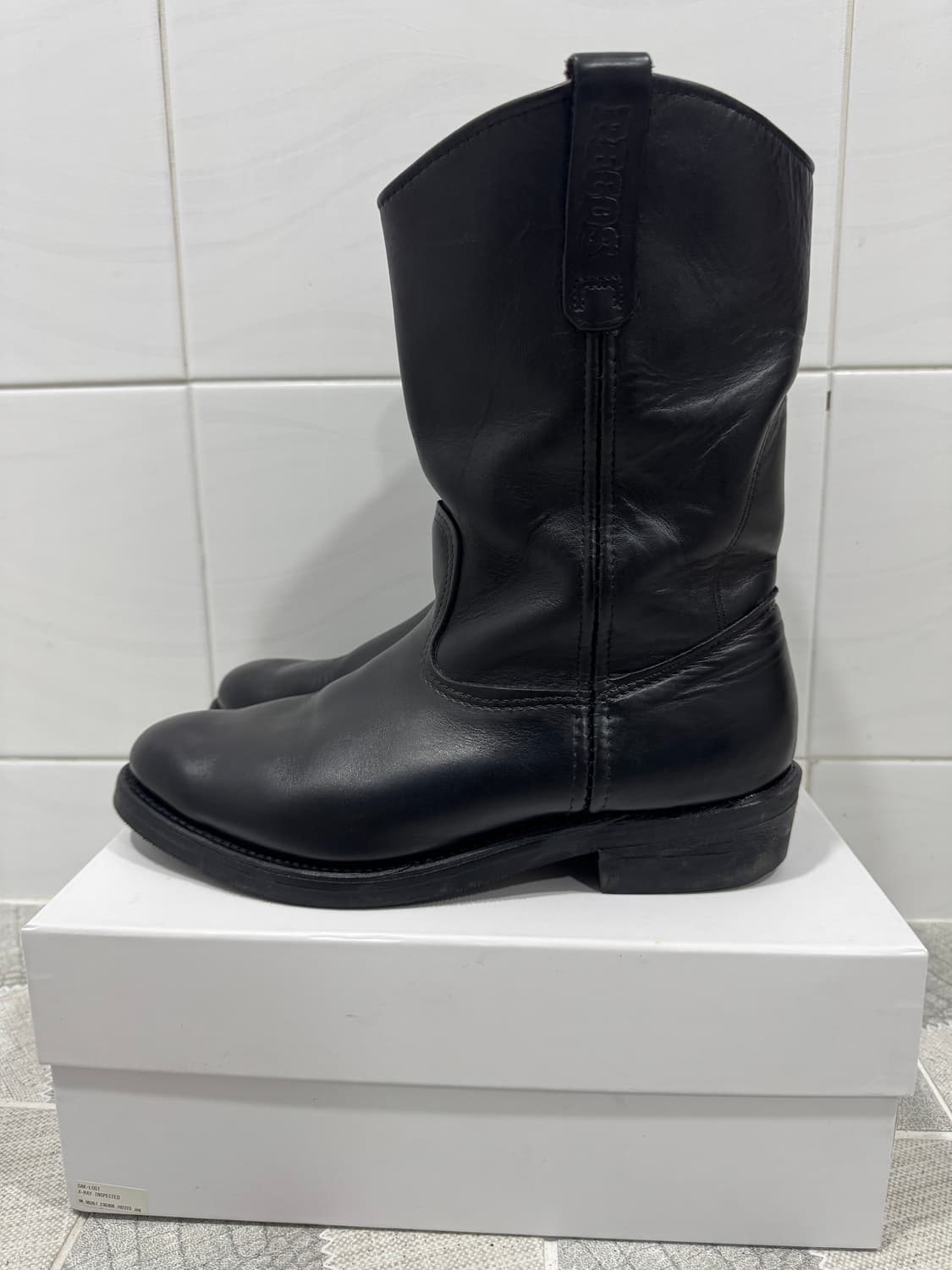 OG 레드윙 1114 페코스 11.5D 판매합니다. 상품이미지3