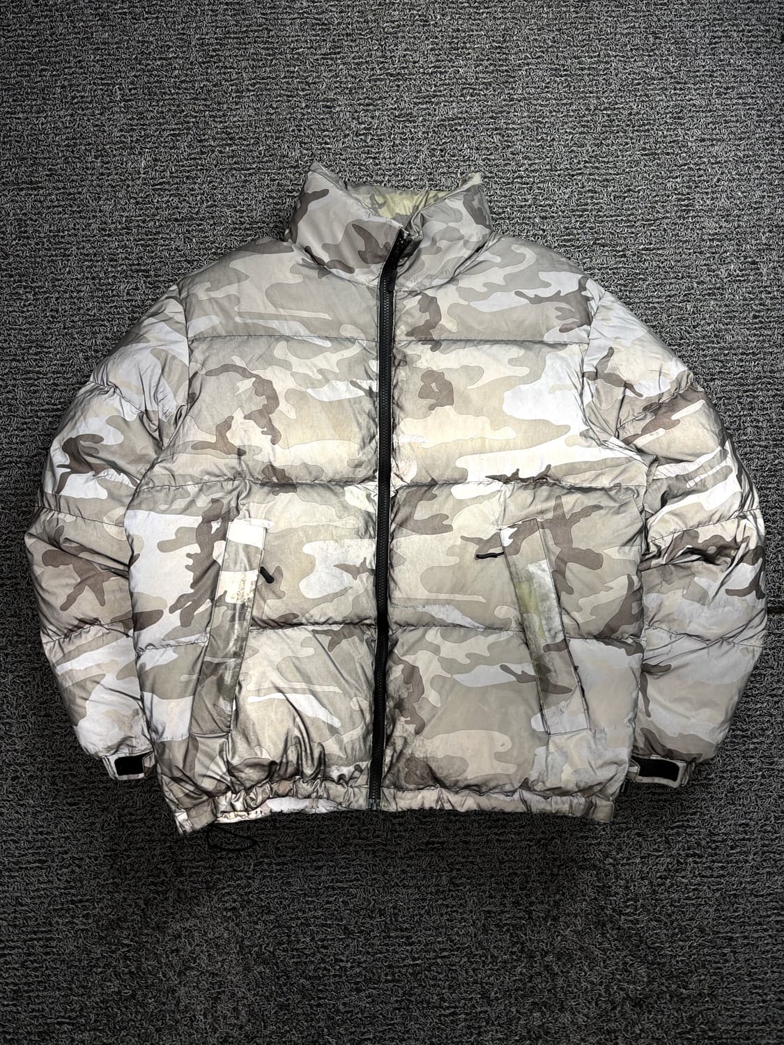 슈프림 18Fw 리플렉티브 카모 다운 패딩 (상태 안좋음) 2616 상품이미지2
