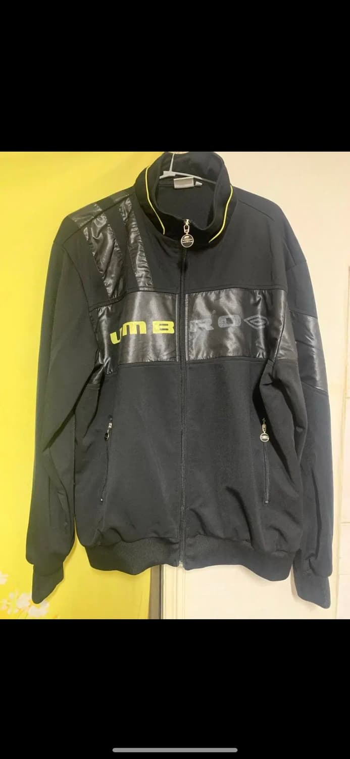 엄브로 져지 xl 판매합니다 상품이미지1