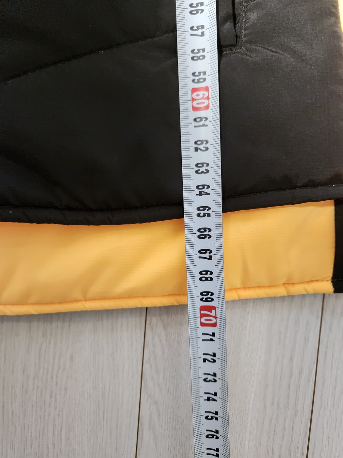 새상품급)애플라인드 리버시블 패딩 베스트 양면조끼 사이즈100(L)

여 상품이미지7