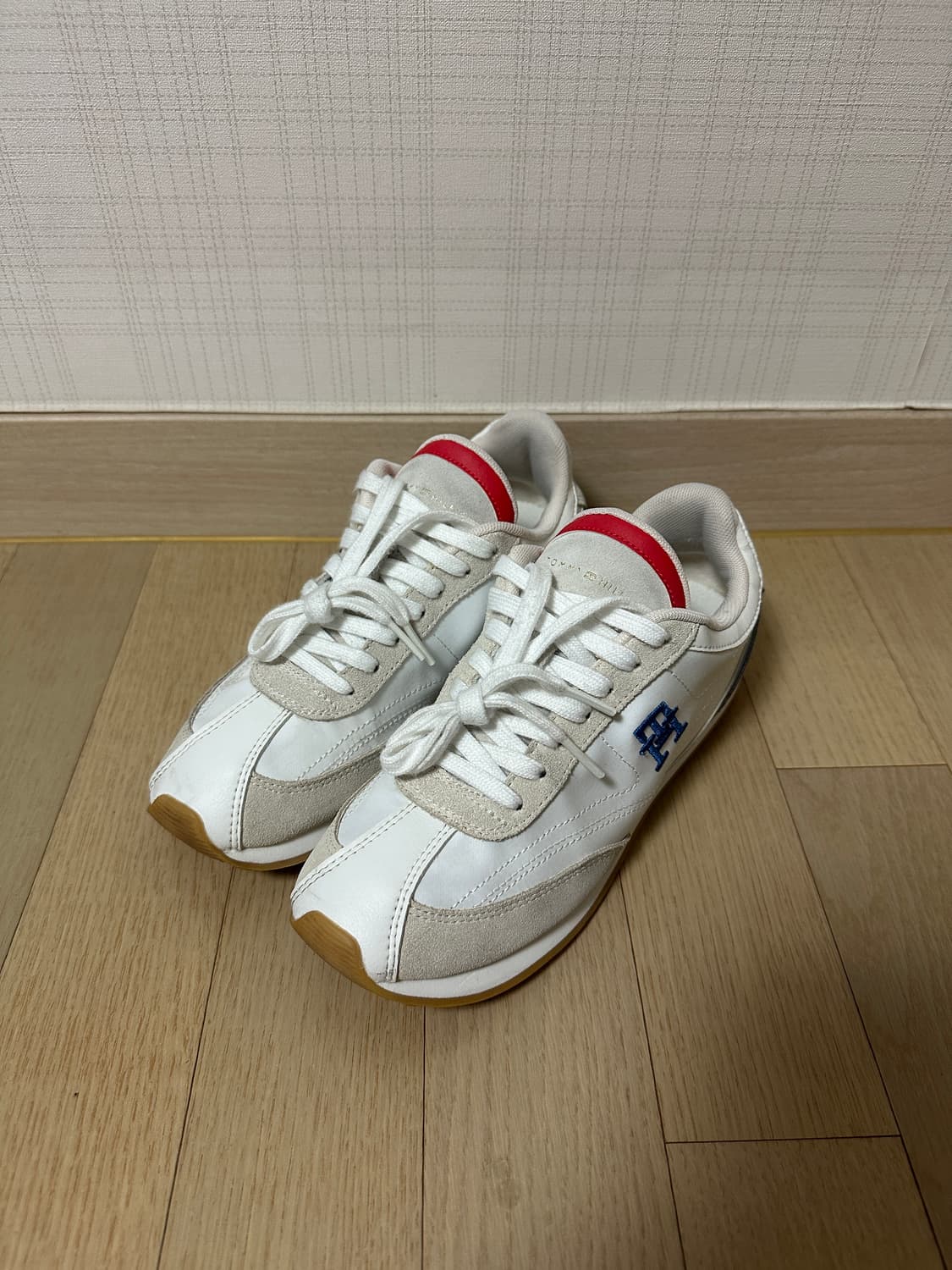 타미힐피거 피닉스 헤리티지 러너 스니커즈 235 상품이미지1