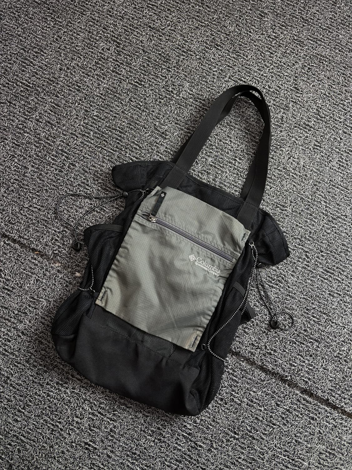 컬럼비아 USA 스트링 디테일 나일론 테크 토트백 2612 상품이미지1