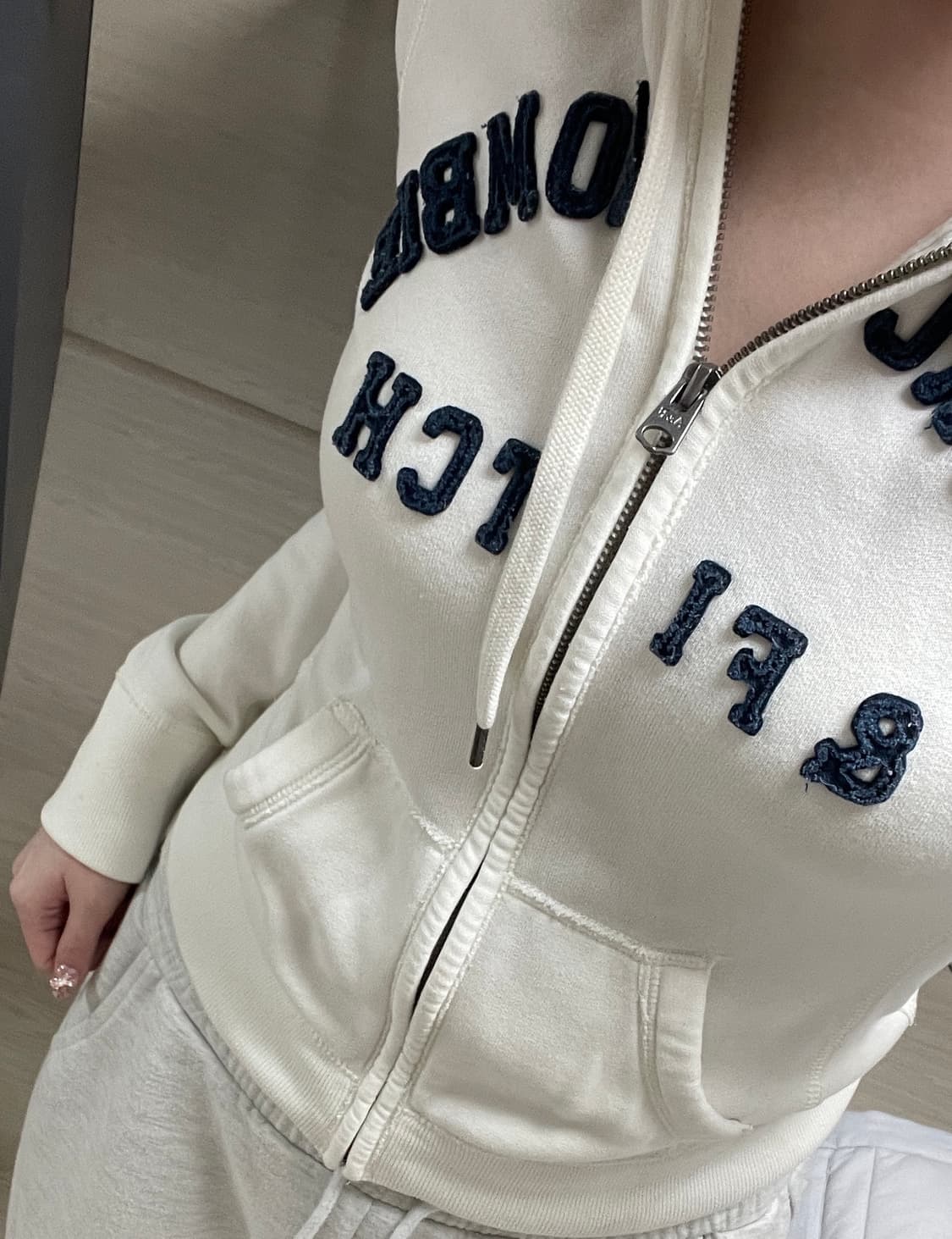 아베크롬비 화이트 딱붙핏 후드집업 상품이미지3