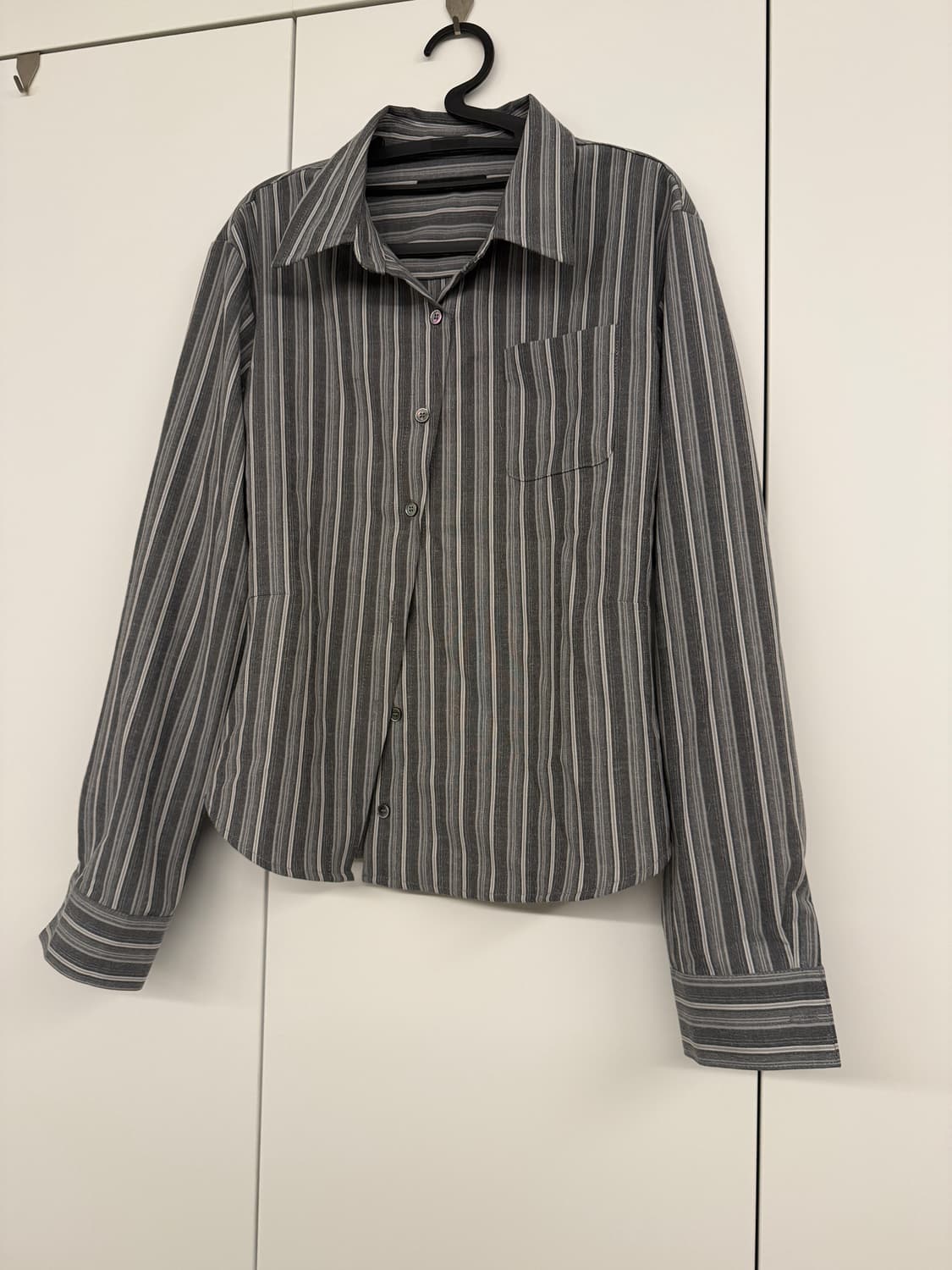 다이브인우먼 슬림핏 셔츠 차콜 상품이미지3