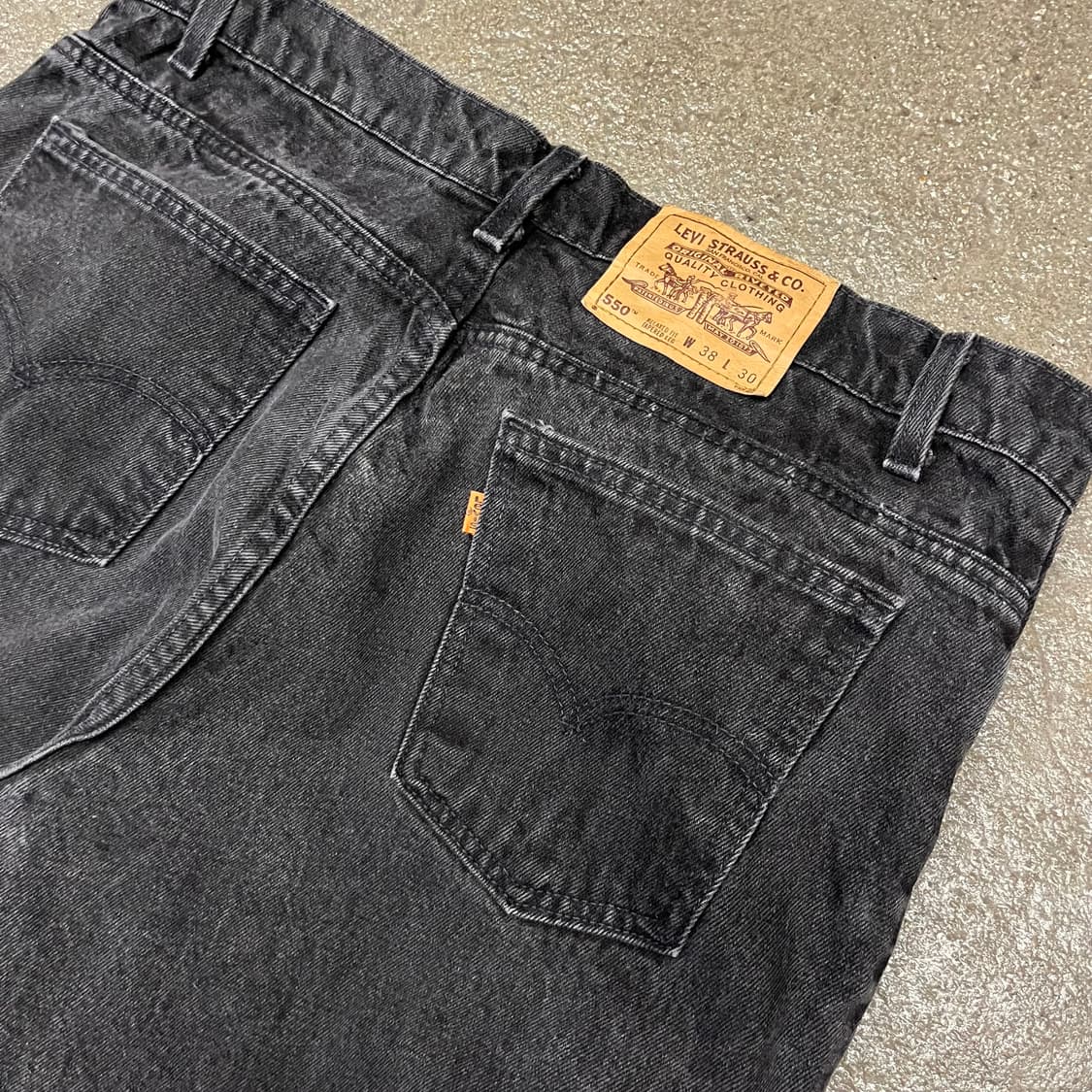 90s USA 리바이스550 블랙진 (37“) 상품이미지3