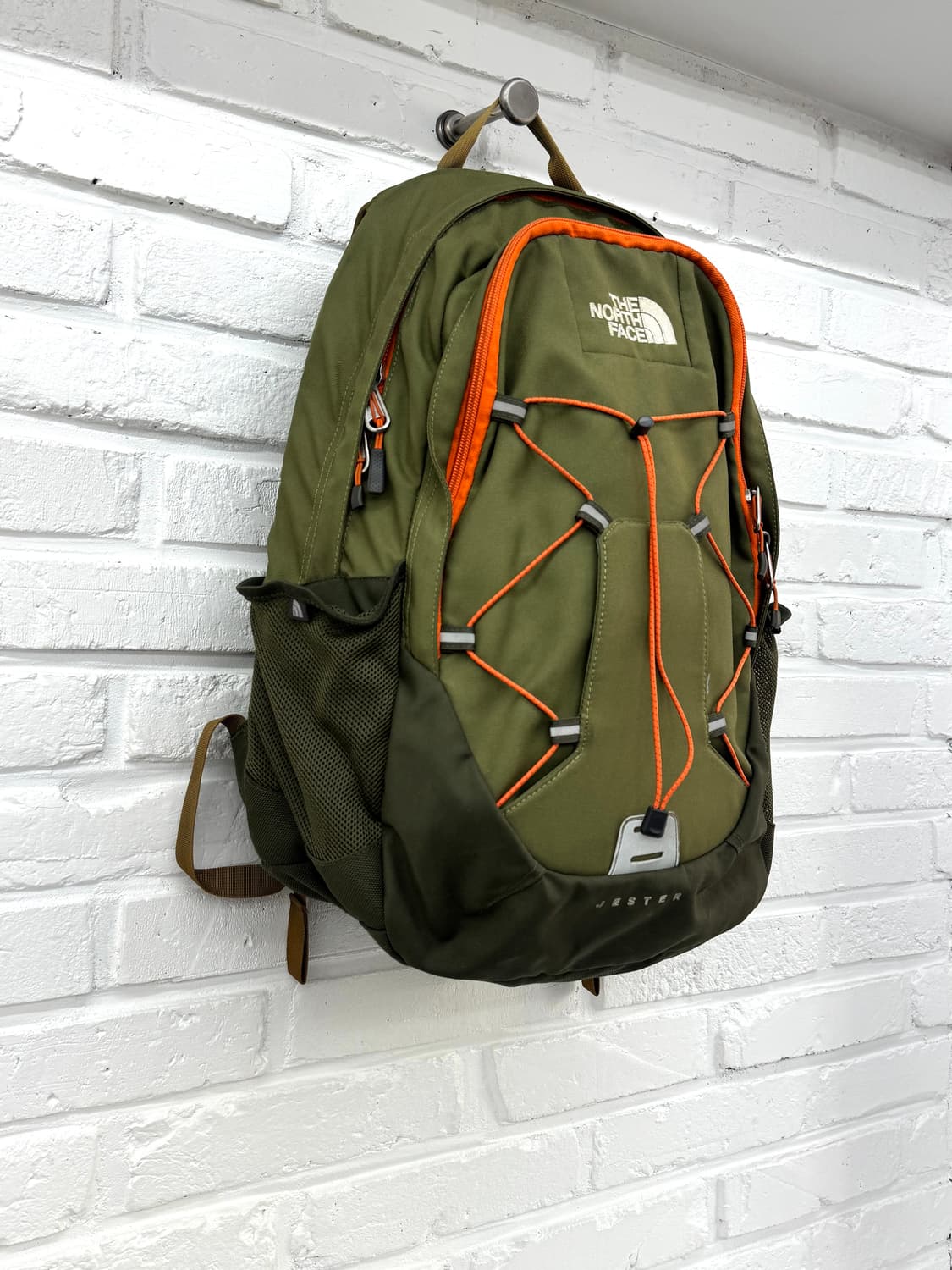 노스페이스 카키 제스터 아웃도어 백팩 상품이미지3