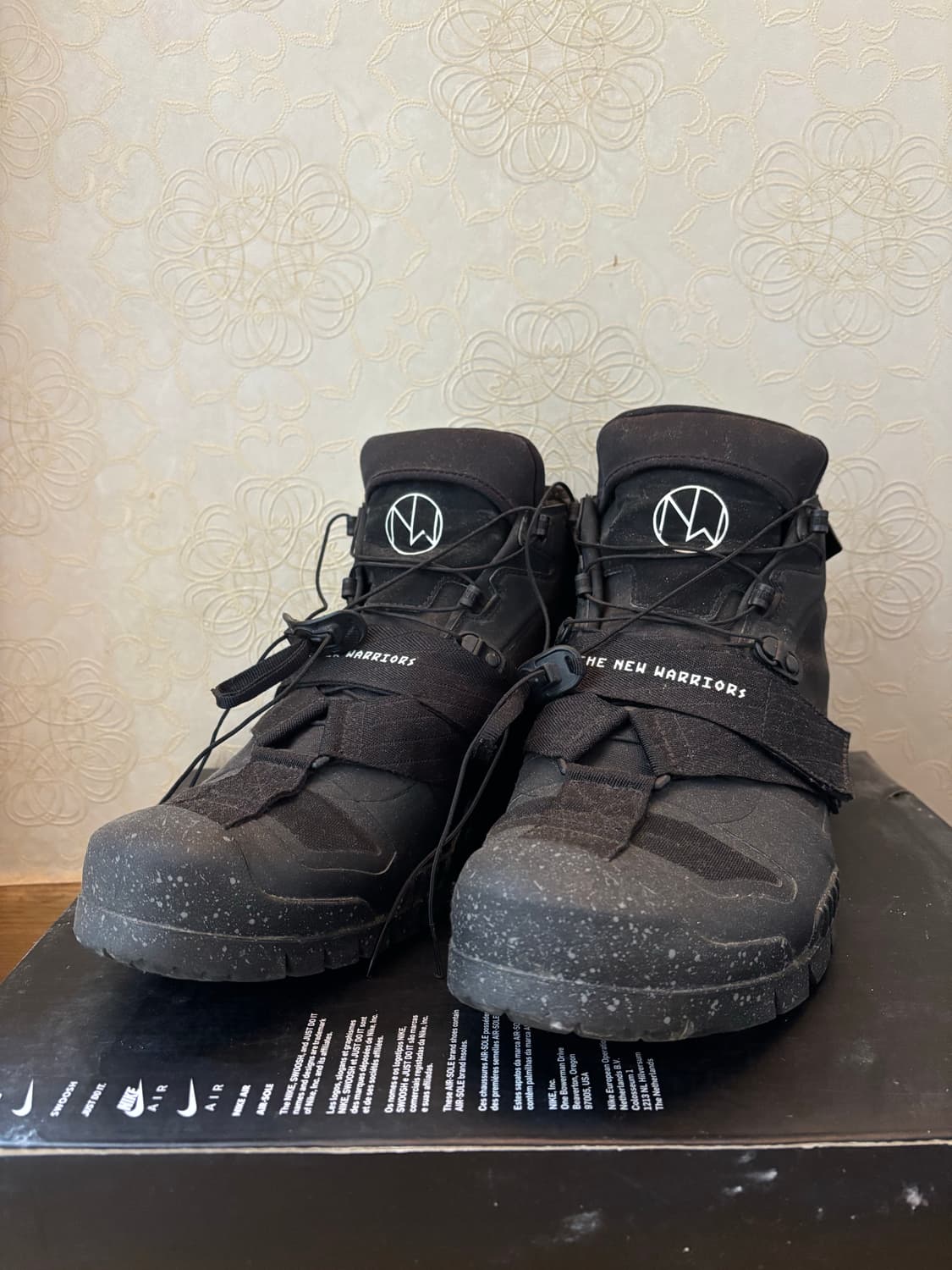 언더커버 하이킹 스니커즈 상품이미지1