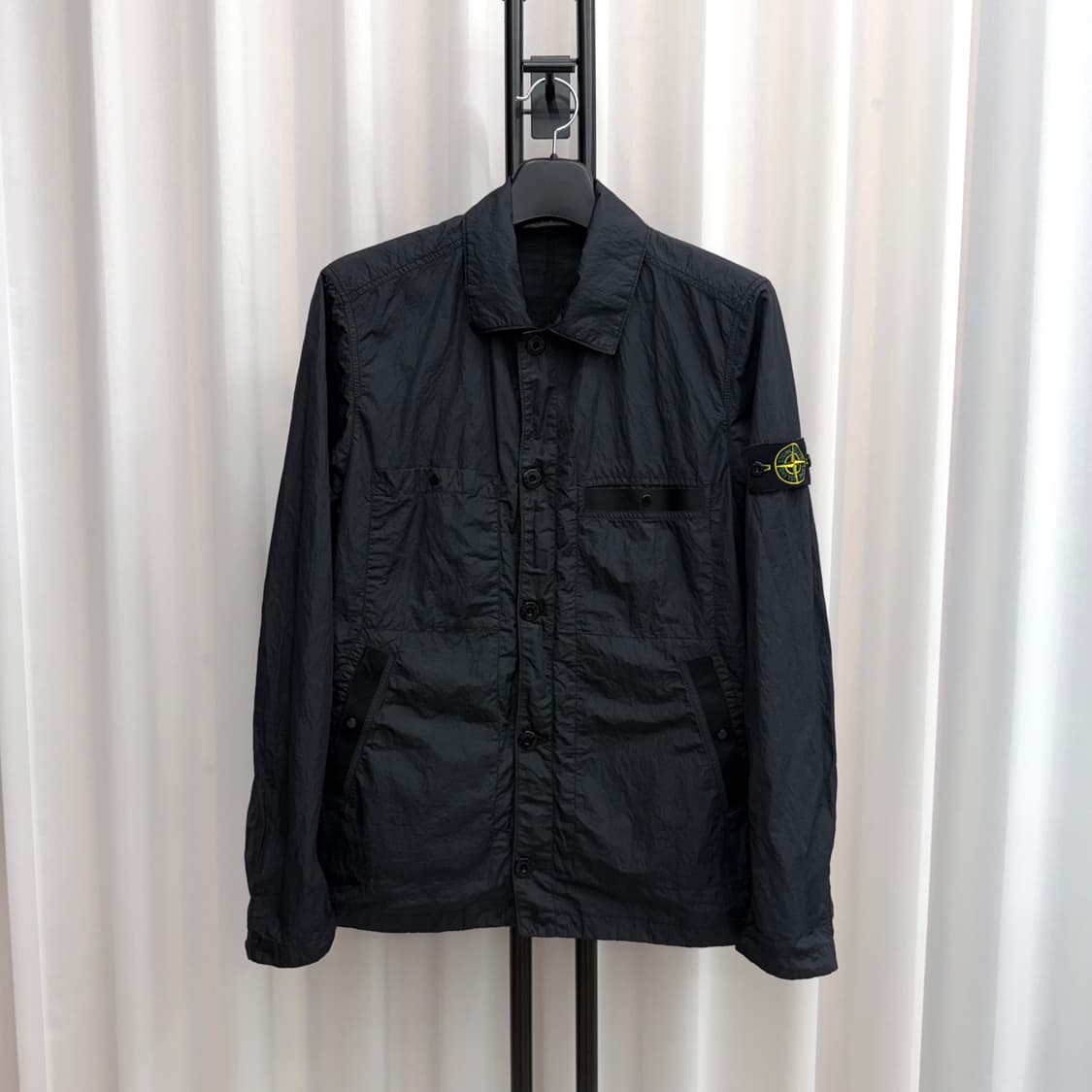 [백화점판 / M] 스톤아일랜드 나일론 메탈 자켓 블랙 상품이미지1