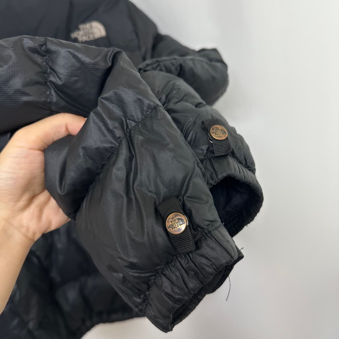 노스페이스 여자 거위털 가벼운 패딩 자켓 검정 85 상품이미지4