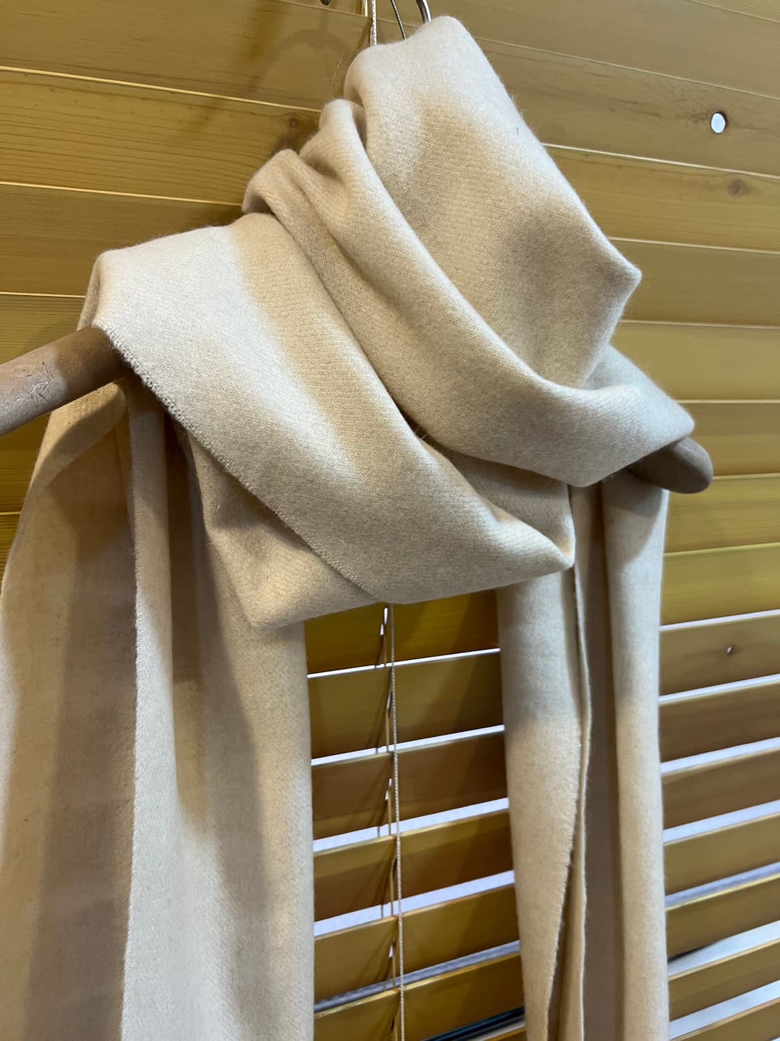 고비 GOBI 크림베이지 캐시미어100 머플러 목도리 상품이미지1