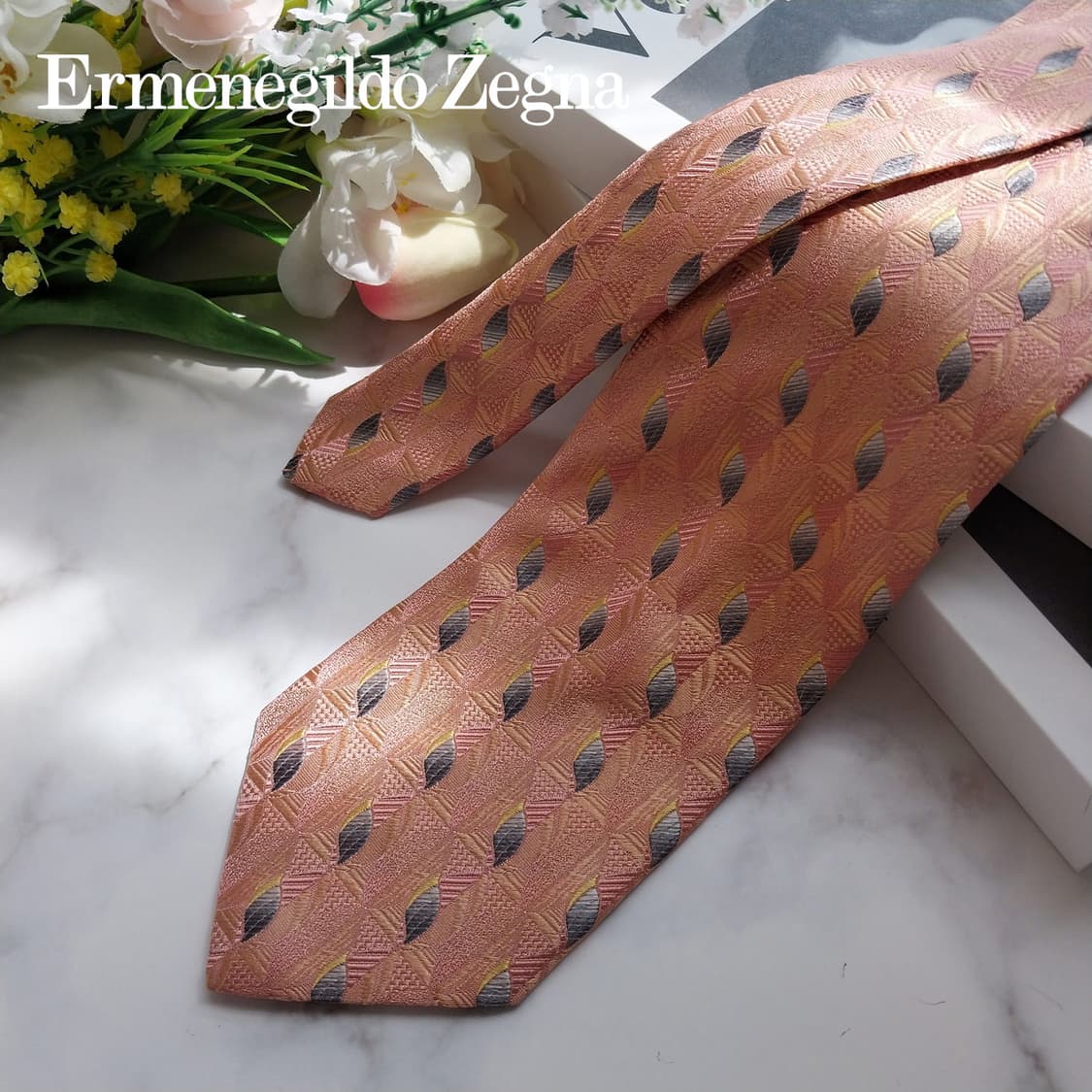 에르메네질도 제냐 실크 패턴 넥타이 8.5cm S등급 K639
 상품이미지1