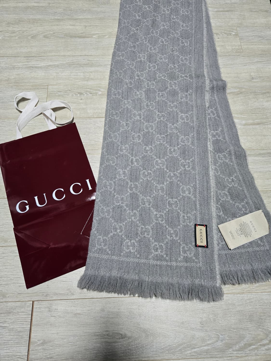 구찌 머플러 상품이미지1