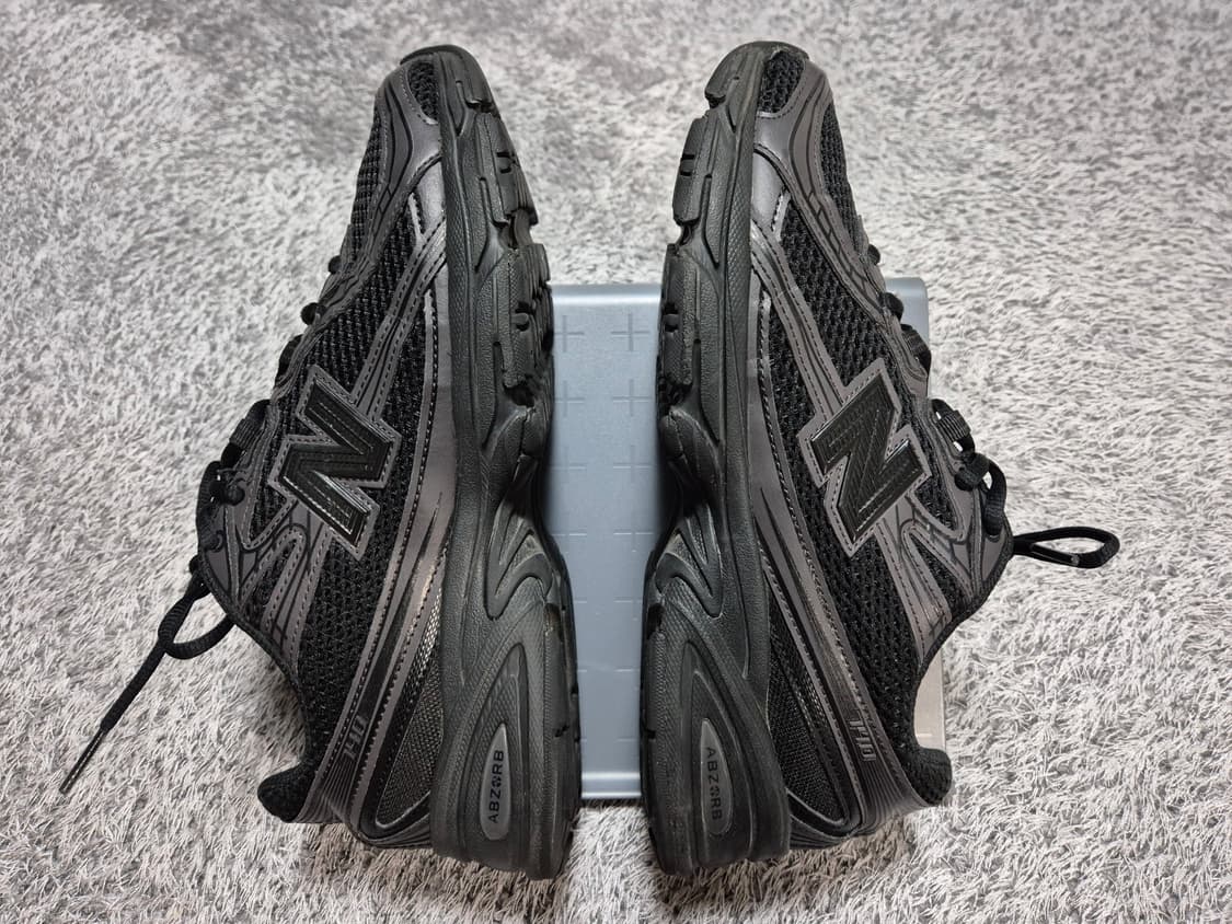 뉴발란스 740 블랙시멘트 260 상품이미지4